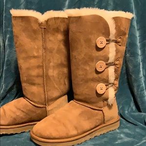 Bailey Button Triplet Ugg Boots